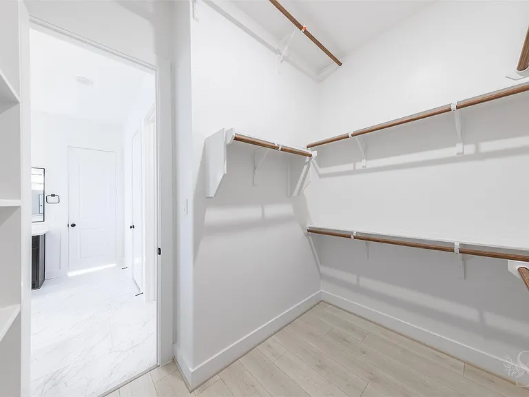 7526 Sunny Oak Ln — Photo 28