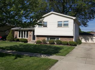 14745 Central Park Ave, Midlothian, IL 60445