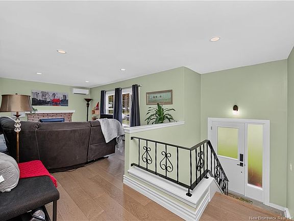 4th image of 38 Melody Ln