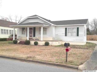 1006 Barkley St SW, Hartselle, AL 35640