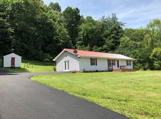 21300 McCann Rd, Damascus, VA 24236