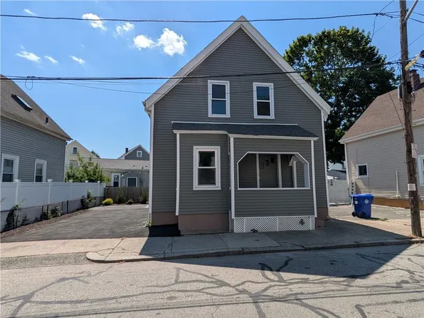 35 Lawrence St, Providence, RI 02909