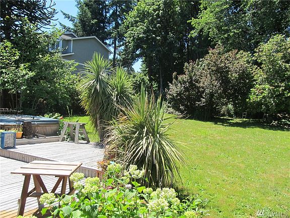 2nd image of 5121 Chico Beach Dr NW