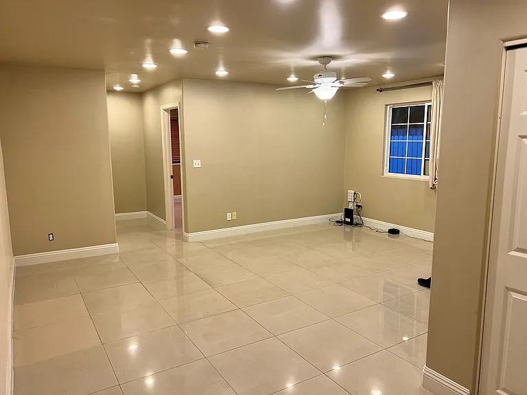 935 Kaipii St — Photo 15