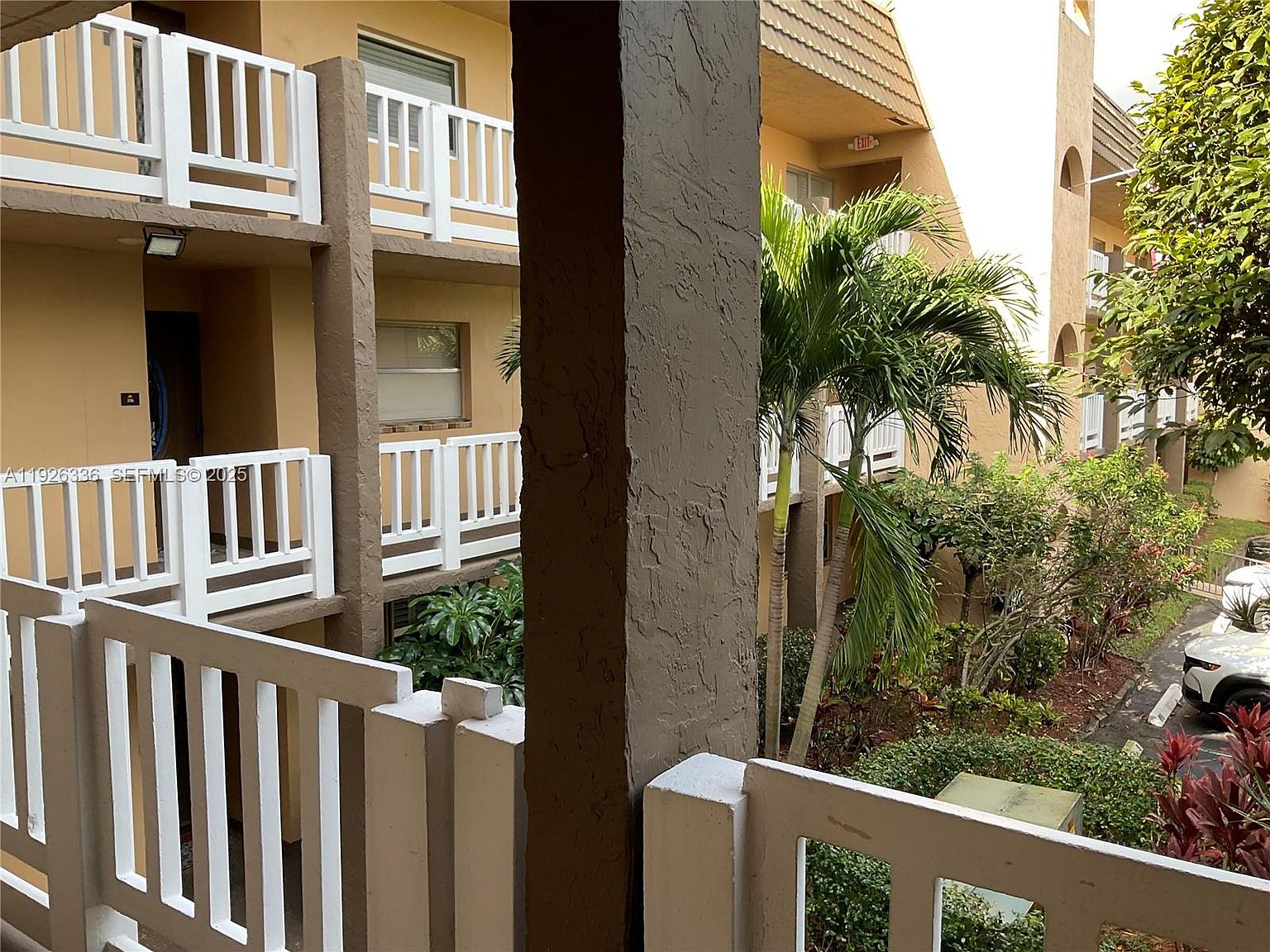 9201 Sunrise Lakes Blvd APT 205