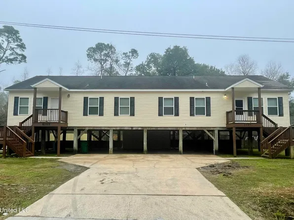 6185 E Pike St, Bay Saint Louis, MS 39520