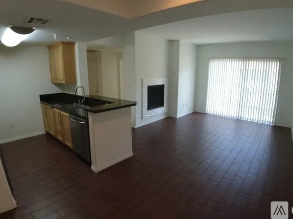 11925 Kling St APT 204, Valley Village, CA 91607