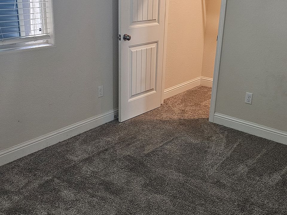 1st image of 2426 Quesada Dr #2