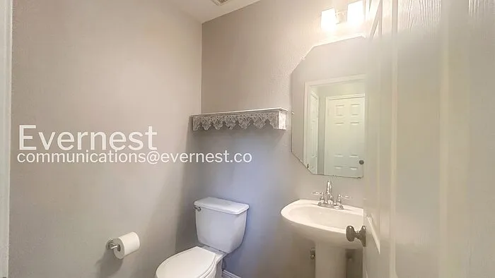 1136 Emmitt Run — Photo 14
