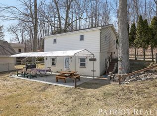 9254 S Redwood Dr, Newaygo, MI 49337