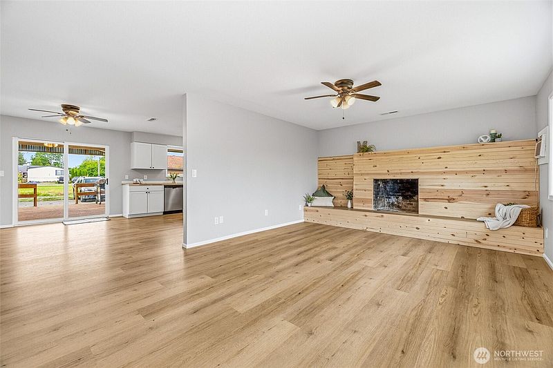 4th image of 230 Cleveland Avenue