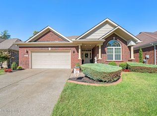 10013 Cedar Garden Dr, Louisville, KY 40291