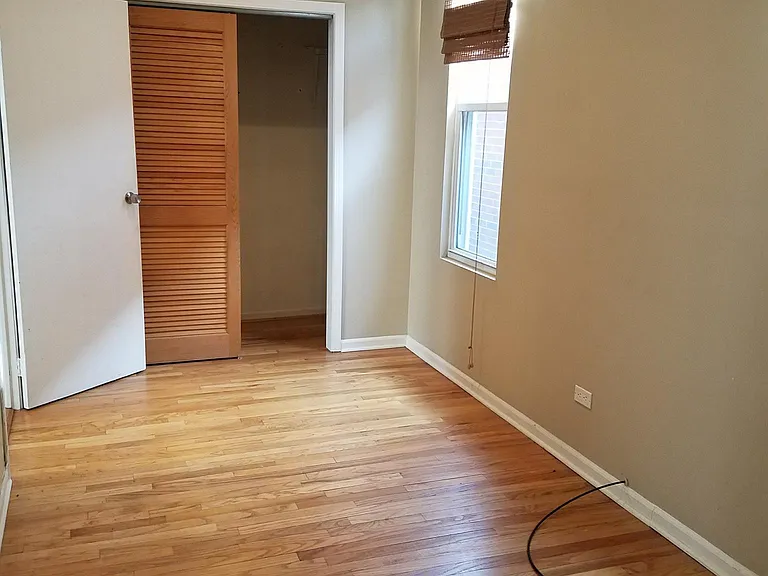 1903 W George St #2 — Photo 9