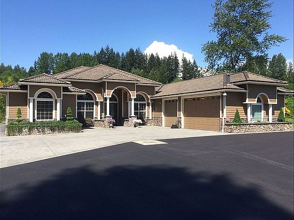 2nd image of 10511 52nd St SE