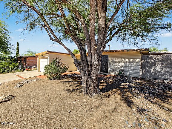 3rd image of 6617 E Nelson Dr