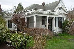 2nd image of 353 Clark St