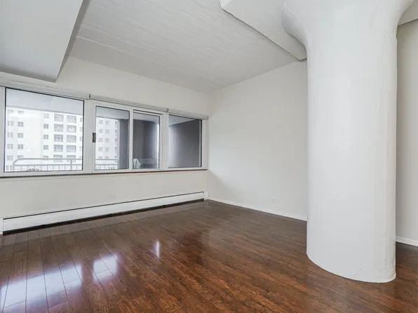 80 Bay Street Landing image 17 of 31