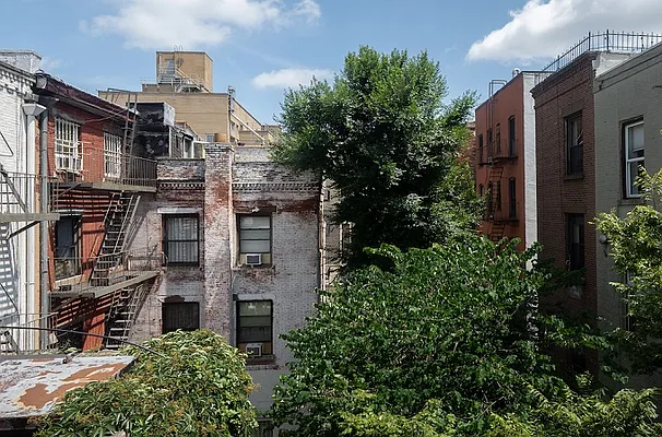 Rented by City Connections Realty | media 10