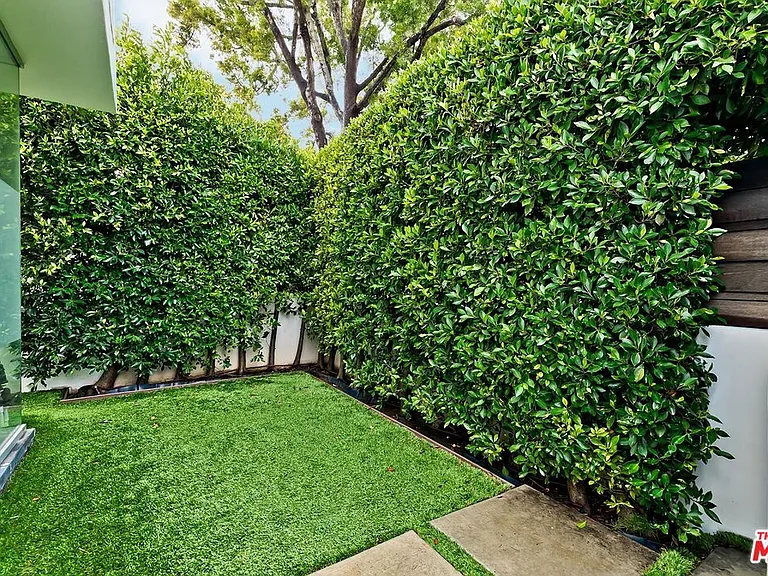 644 Navy St — Photo 4