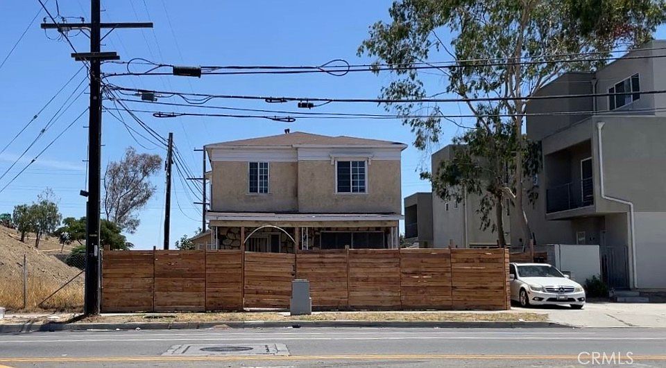 1st image of 11714 Avalon Blvd