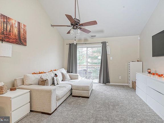 2nd image of 1215 Tristram Cir