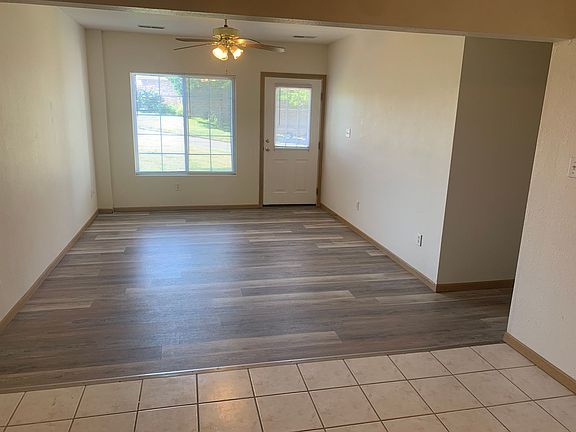 3rd image of 5120 Deer Rdg APT C
