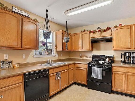 4th image of 12508 Twin Leaf Dr