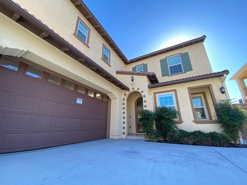 1st image of 17135 Guarda Dr