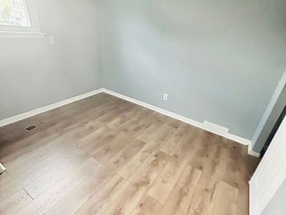 4th image of 8131 Langdon St Floor 1