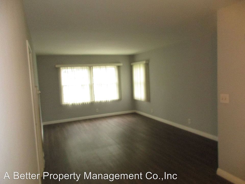 2nd image of 2490 Cedar Ave APT 10