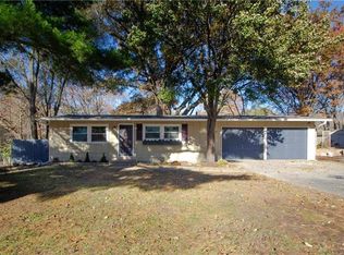 3626 N Lister Dr, Kansas City, MO 64117