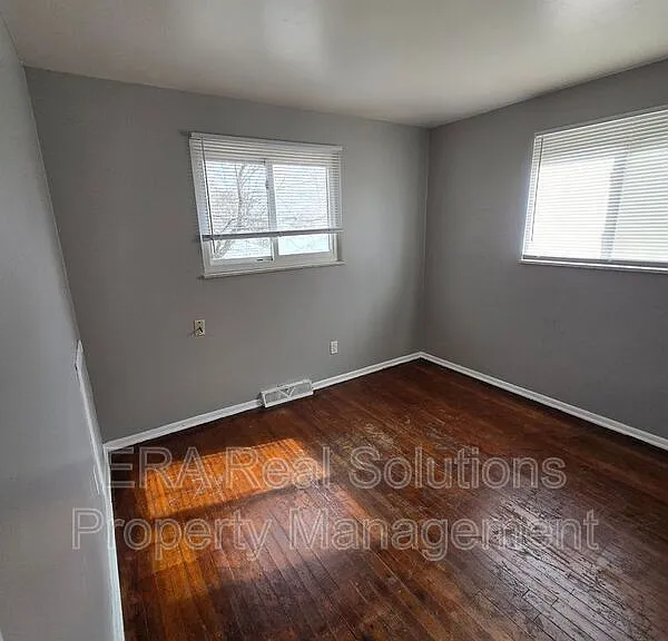 914 S Weyant Ave — Photo 20