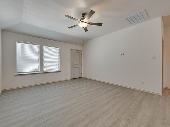 4th image of 8212 E County Road 111