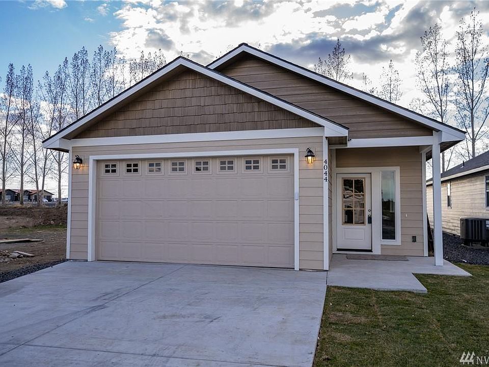 1st image of 4044 Quinn Dr NE