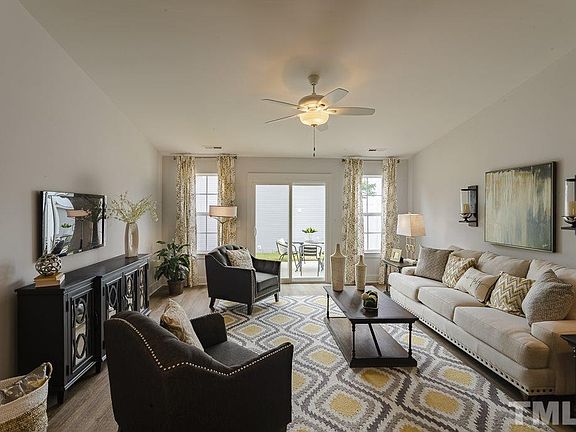 3rd image of 718 Breckinridge Dr #179