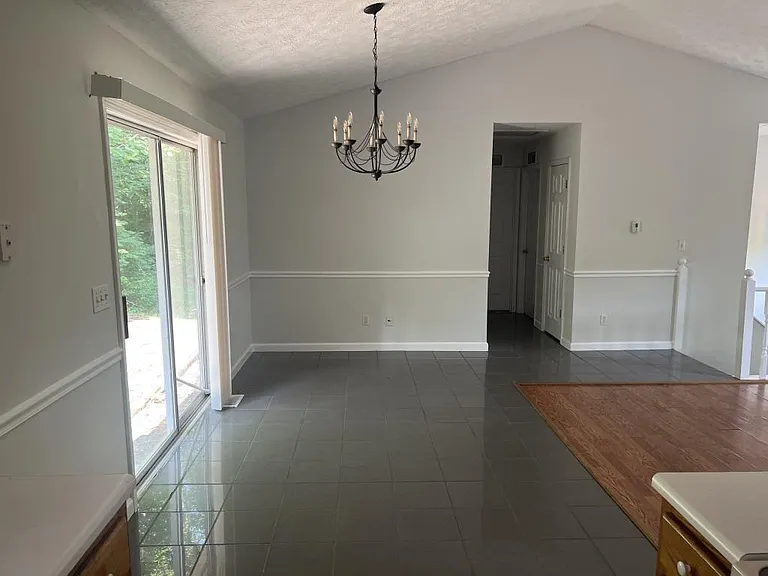 297 Kenway St — Photo 5