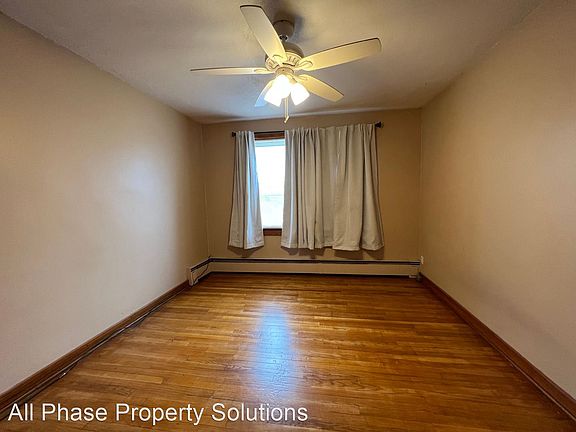 5th image of 403 Hampshire St #6325378