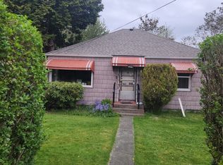 3740 S 142nd St, Seattle, WA 98168