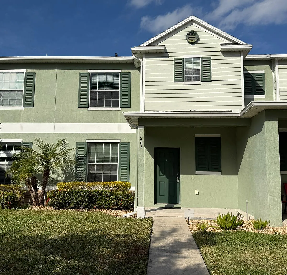 3 bed, 2.5 bath, 1557 sqft, $2,250 — Photo 1