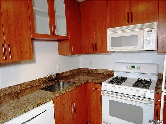 Sold by Laffey Real Estate | media 7