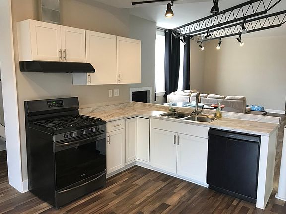 5th image of 323 Randolph St Floor 2