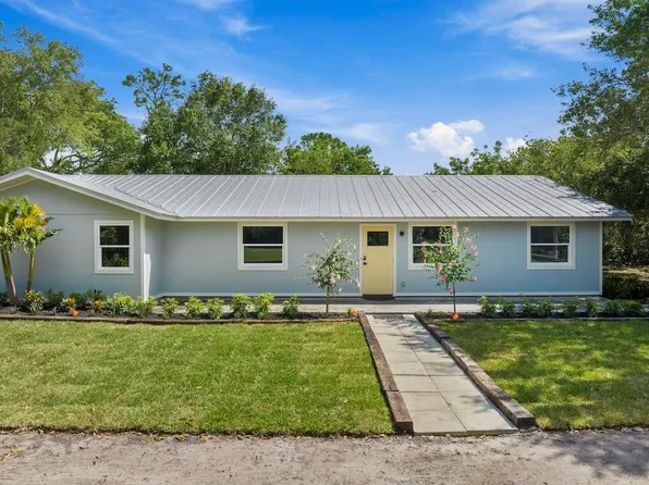 9075 12th Street, Vero Beach, FL 32966