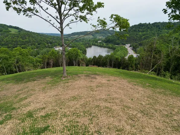Baugh Hollow Ln, Gainesboro, TN 38562