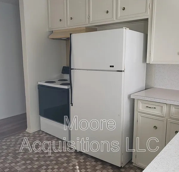 1439 S Rusk St — Photo 9