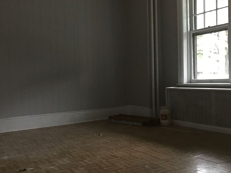 1st image of 318 Quail St APT 1