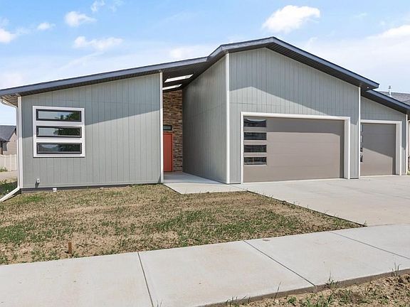 3rd image of 1125 Daylight Ln
