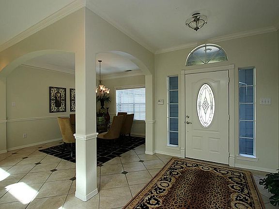 5th image of 10711 Moorcreek Dr