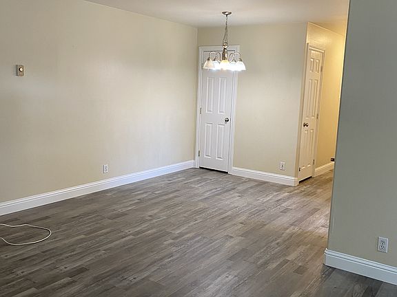 2nd image of 2607 Anchor Ave