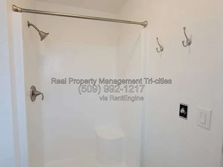 249 Rachel Rd — Photo 15