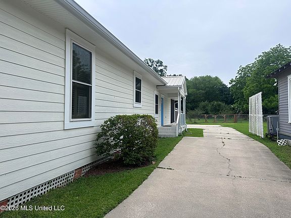 4th image of 5130 Arthur St